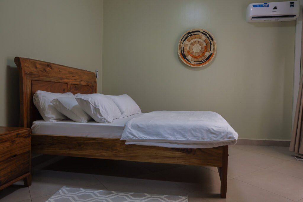 One Bedroom Apartment (unit 2)